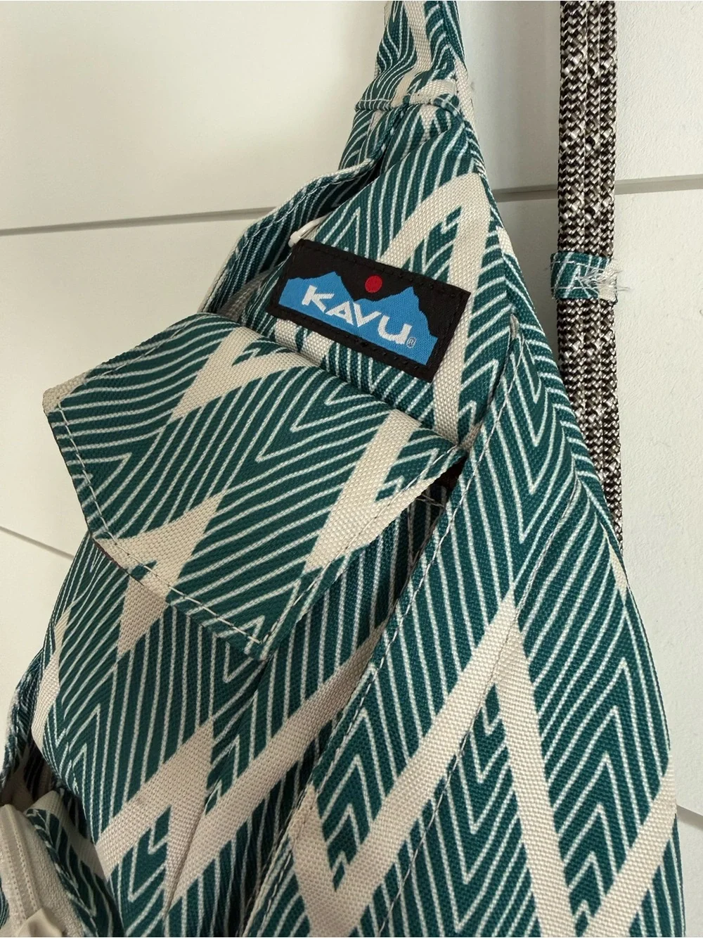Kavu Teal and Cream Chevron Sling Backpack / Crossbody